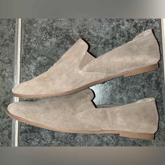 Lucky Brand Shoes - Lucky Brand size 8 light brown loafer flat